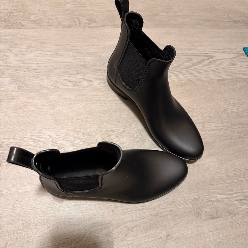 Black Chelsea Rain Boots